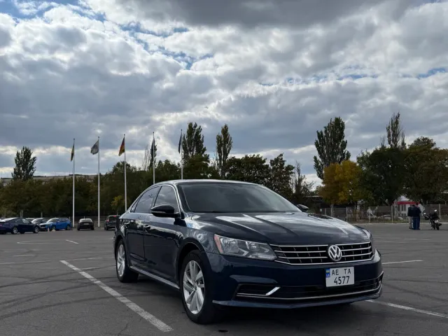 Volkswagen Passat (North America and China) - фото 1