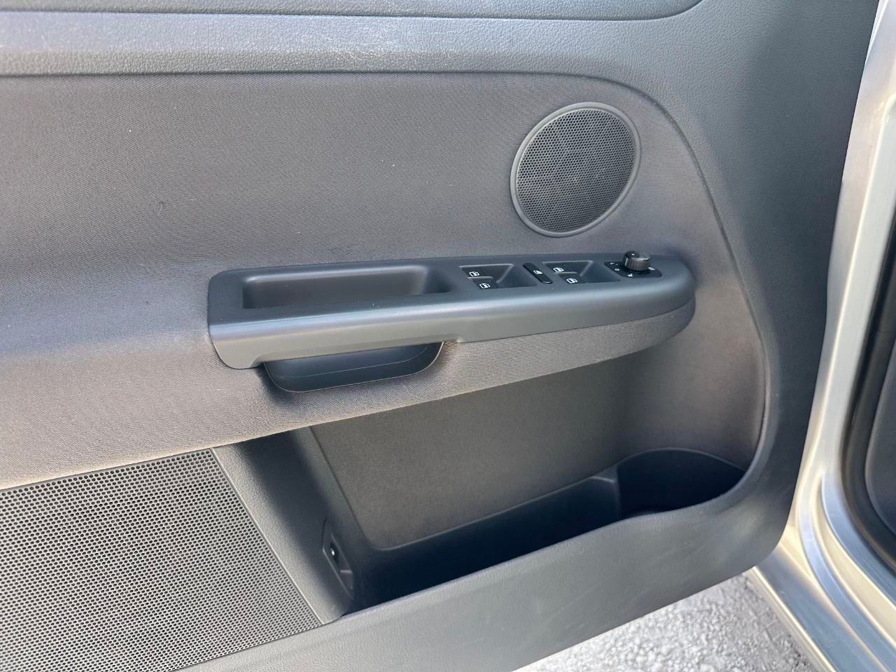 Volkswagen Golf Plus - фото 12