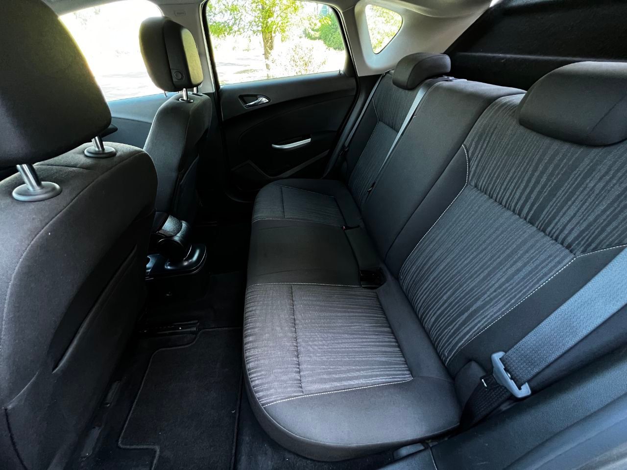 Opel Astra - фото 19