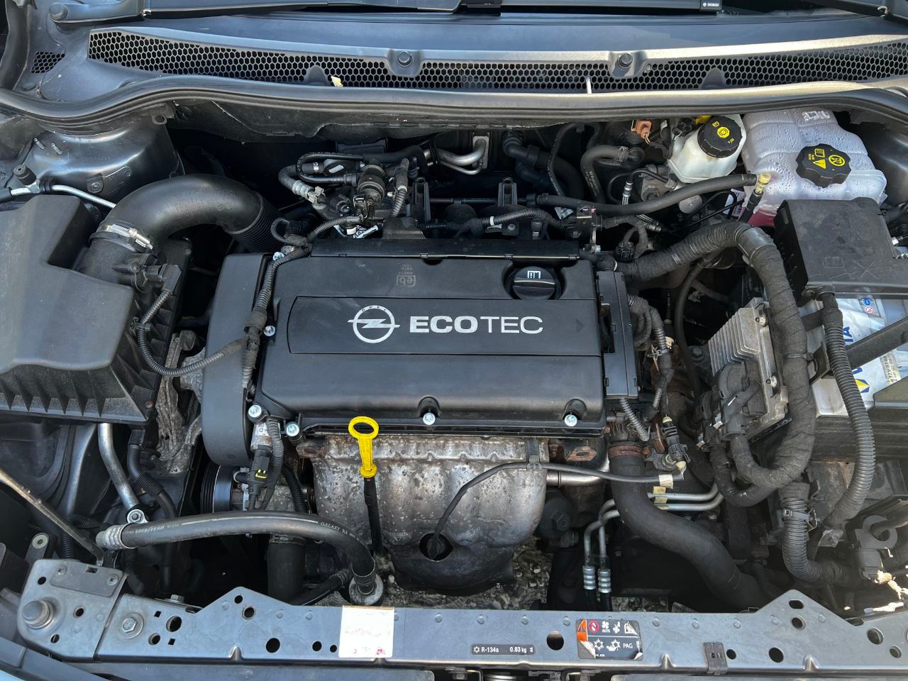 Opel Astra - фото 16