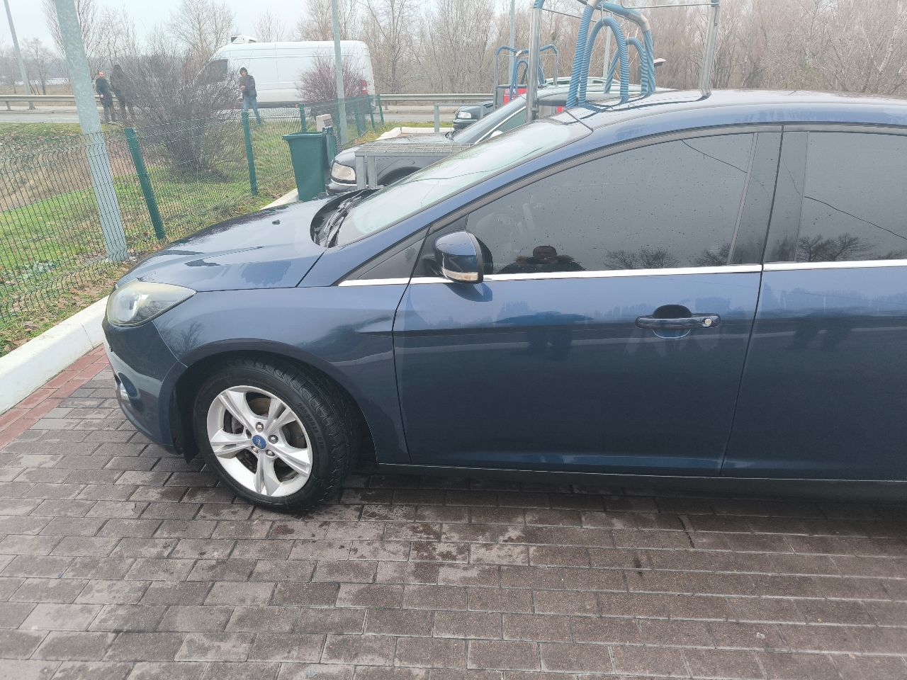 Ford Focus - фото 3