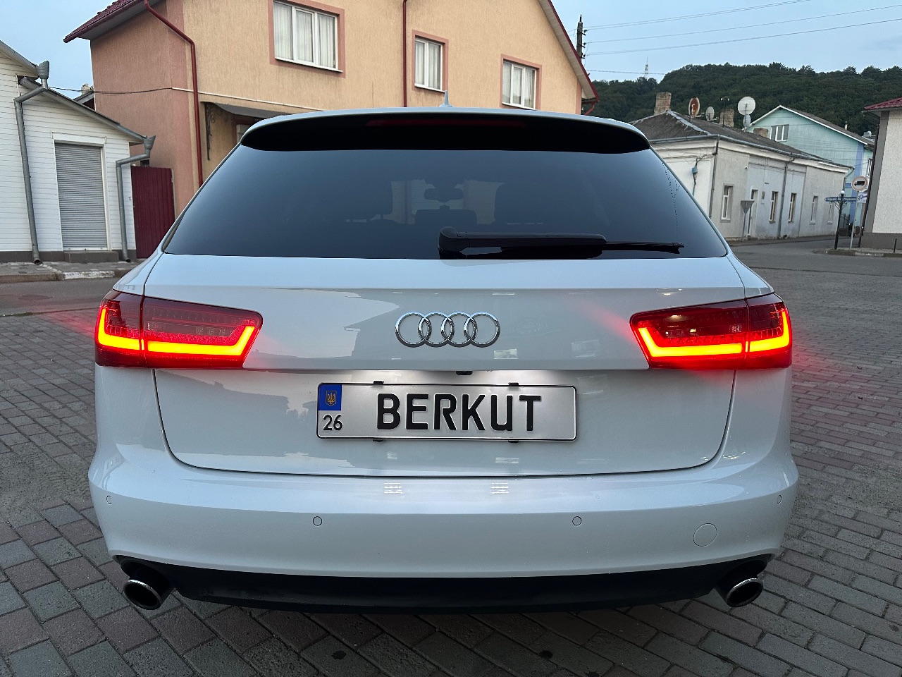Audi A6 - фото 11