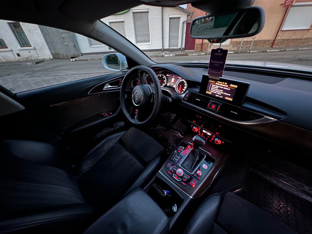 Audi A6 - фото 15