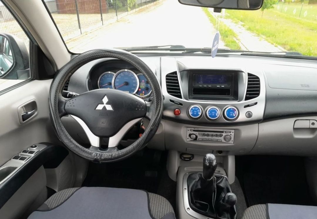 Mitsubishi L200 - фото 3