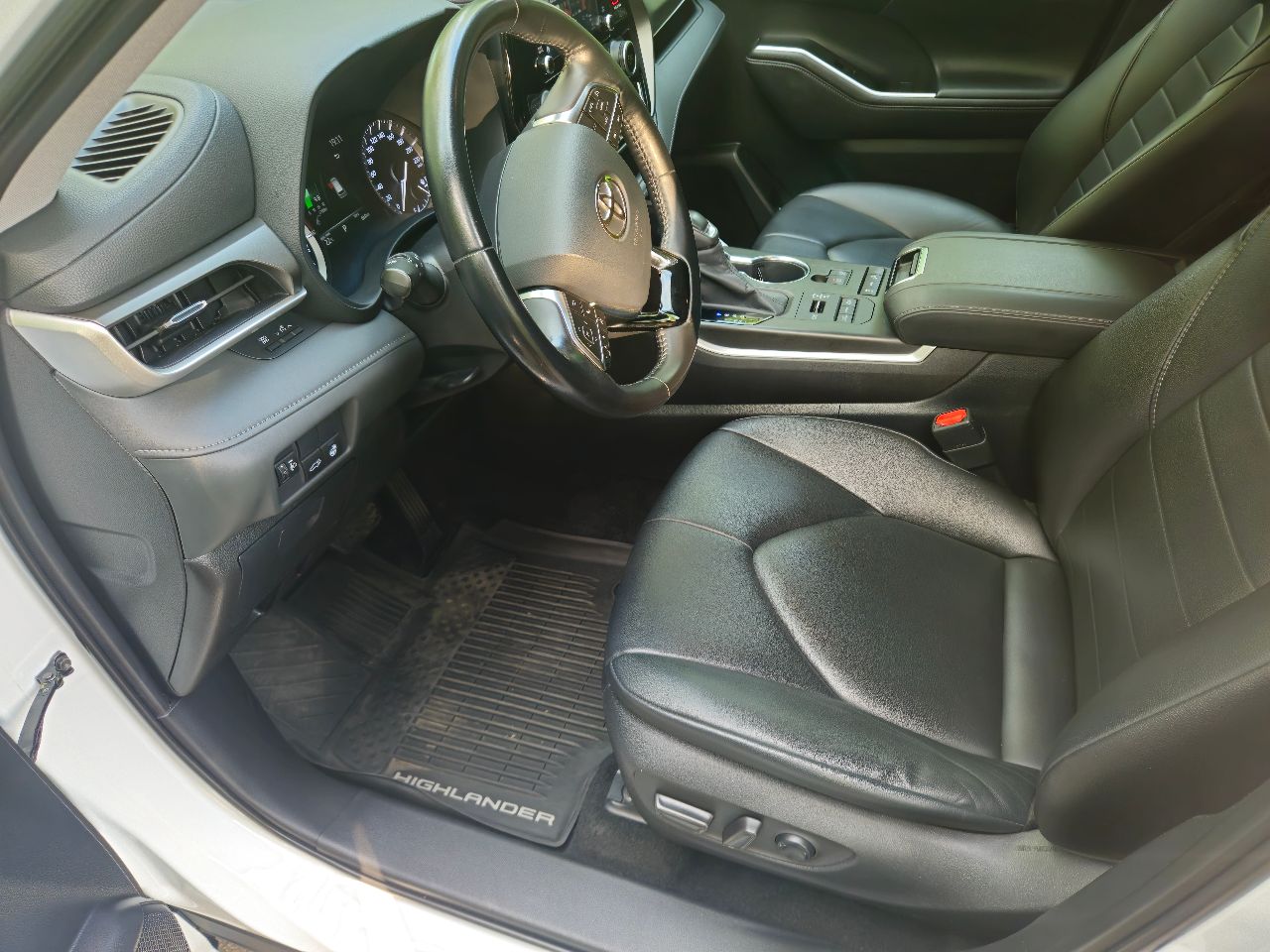 Toyota Highlander - фото 13