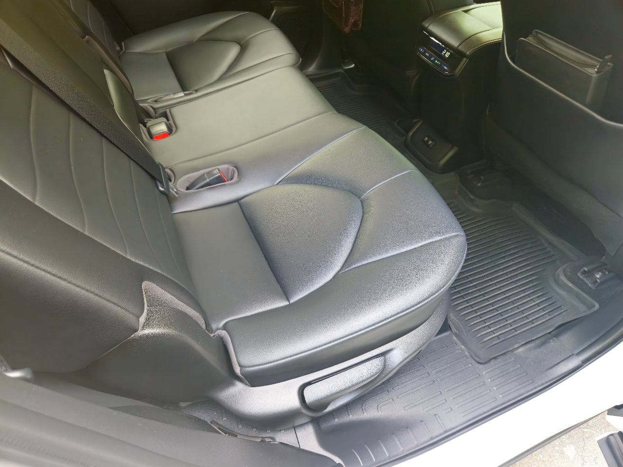 Toyota Highlander - фото 12