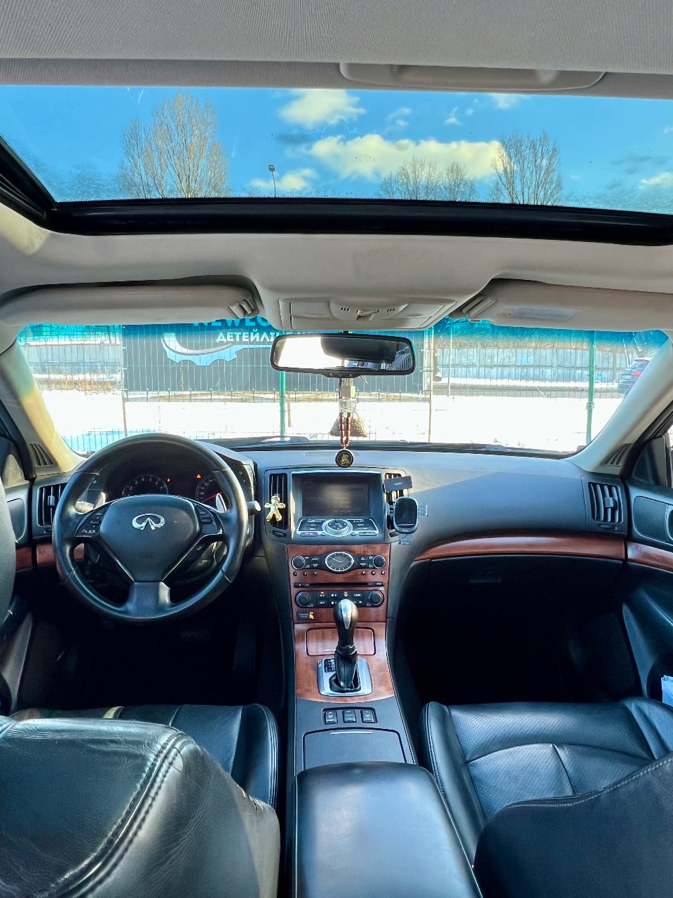 Infiniti G - фото 13