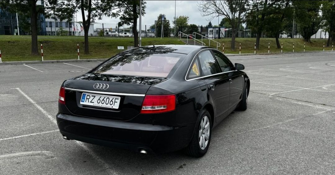 Audi A6 - фото 7