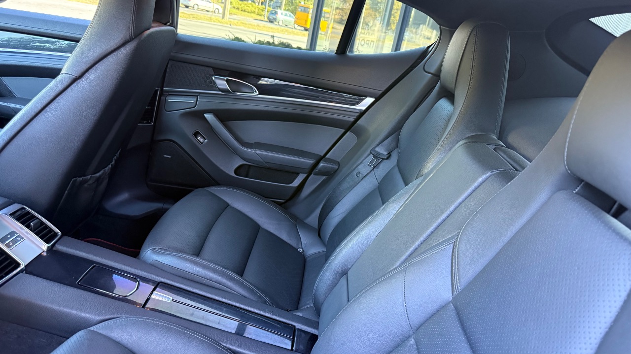 Porsche Panamera - фото 43