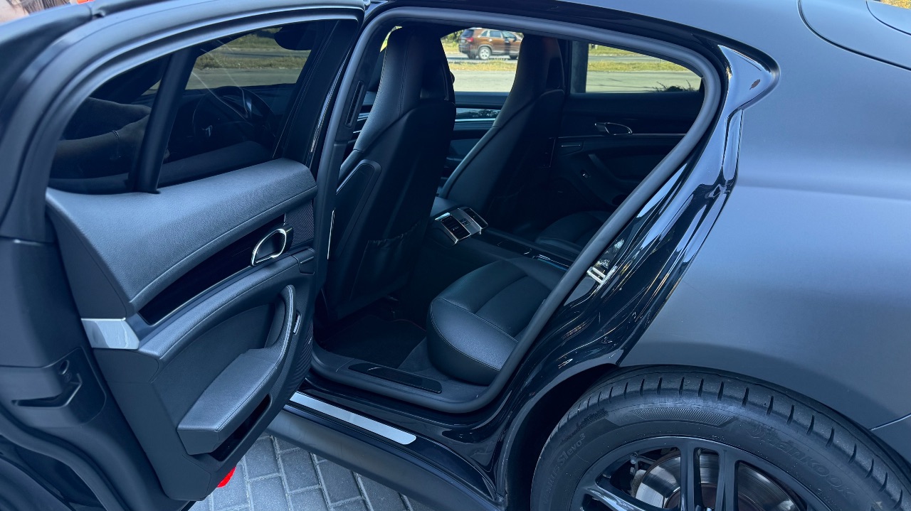 Porsche Panamera - фото 44
