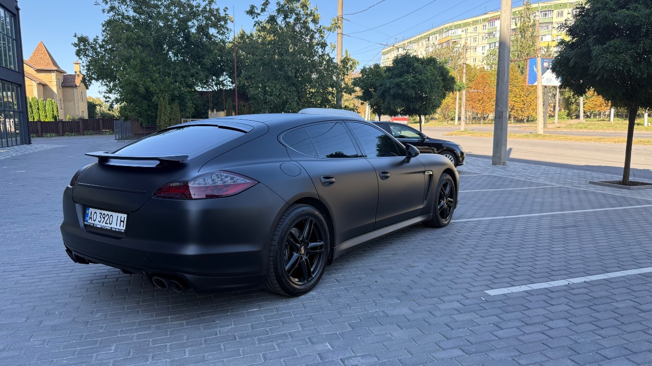 Porsche Panamera - фото 13
