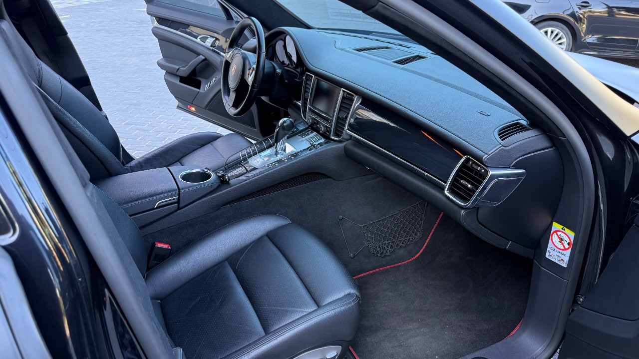 Porsche Panamera - фото 38