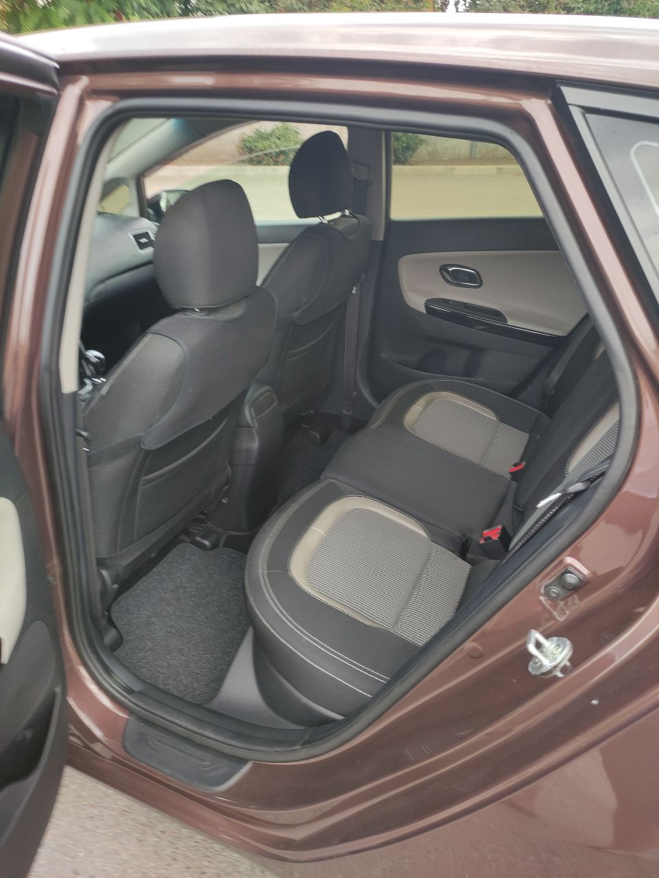 Kia Ceed - фото 12