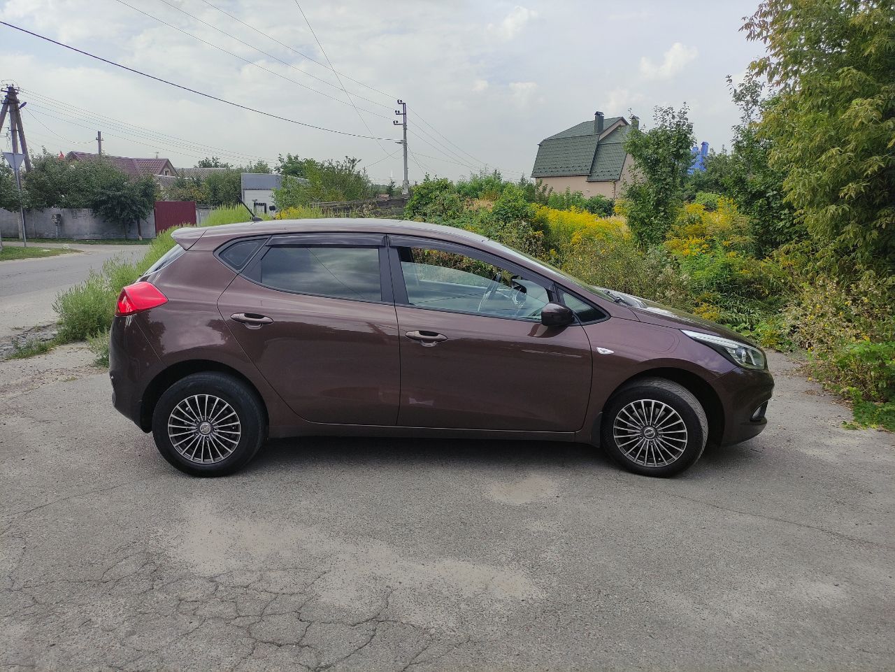 Kia Ceed - фото 2