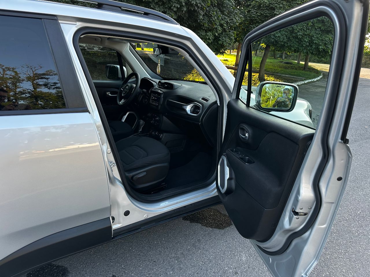 Jeep Renegade - фото 15