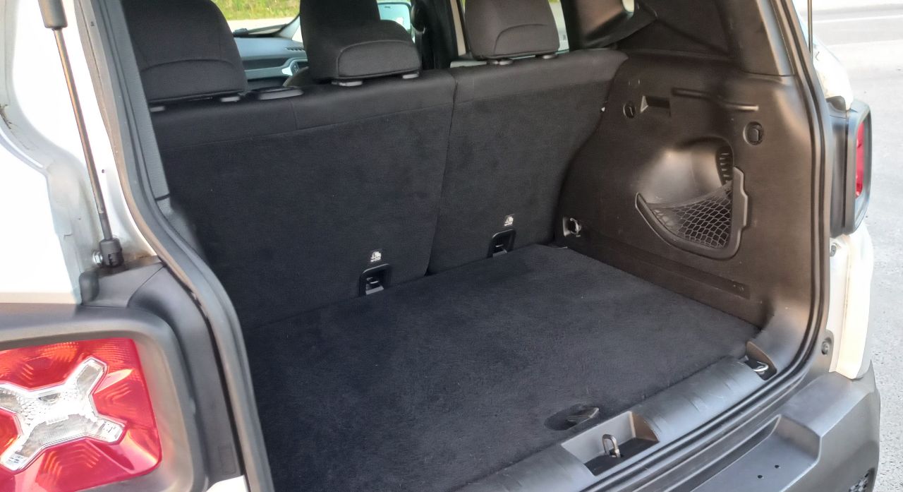 Jeep Renegade - фото 20