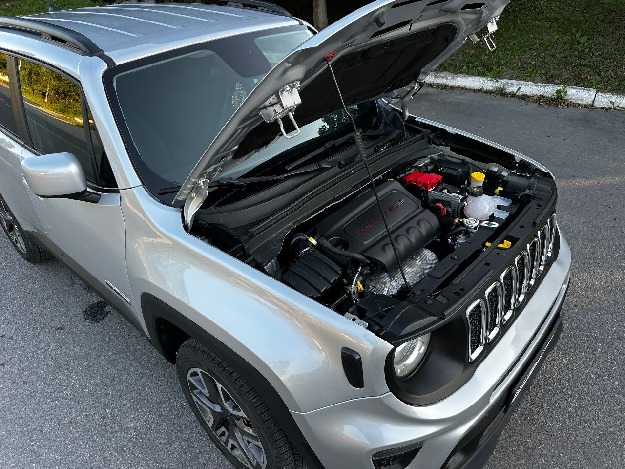 Jeep Renegade - фото 23