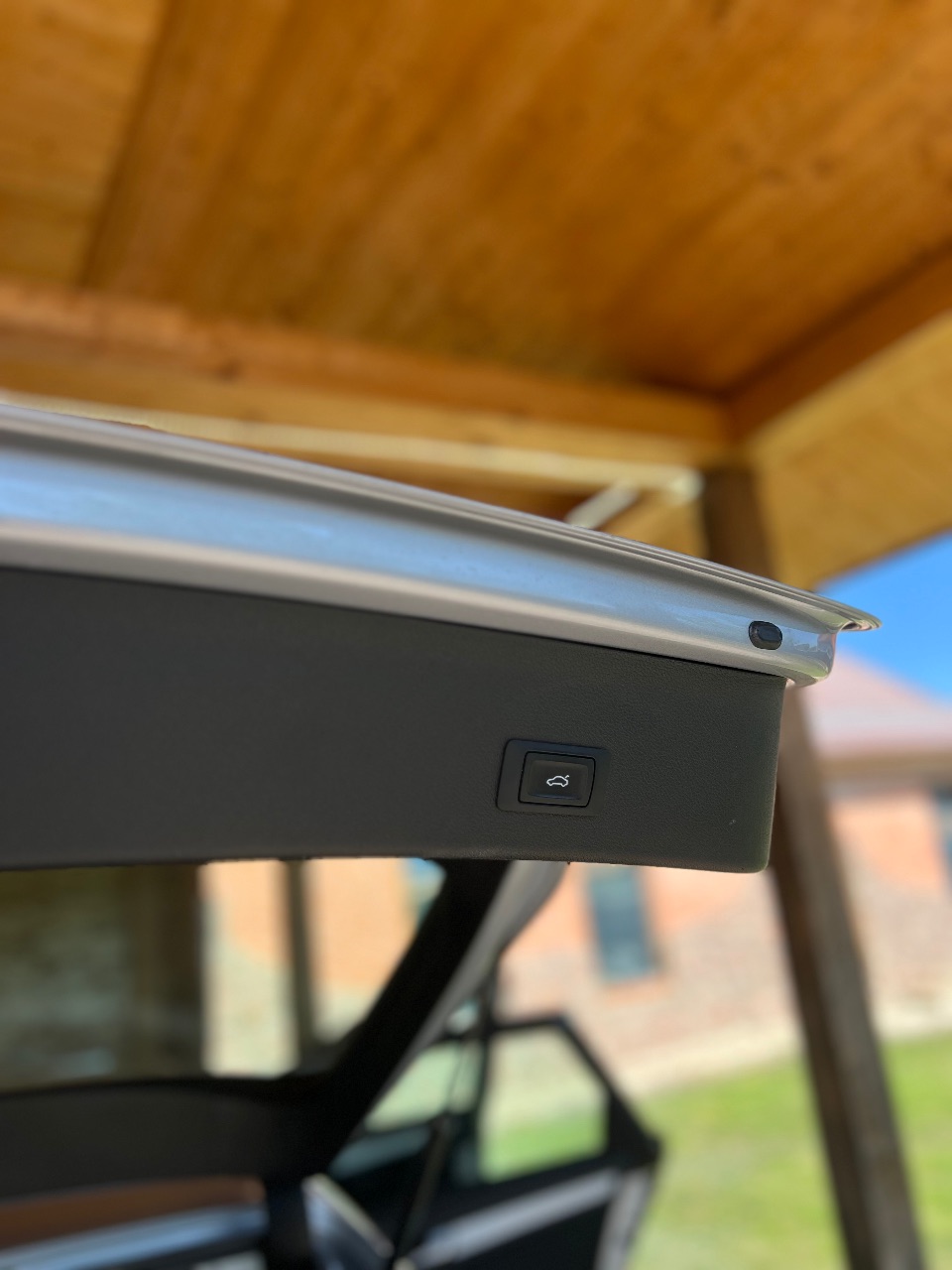 Audi A4 - фото 17