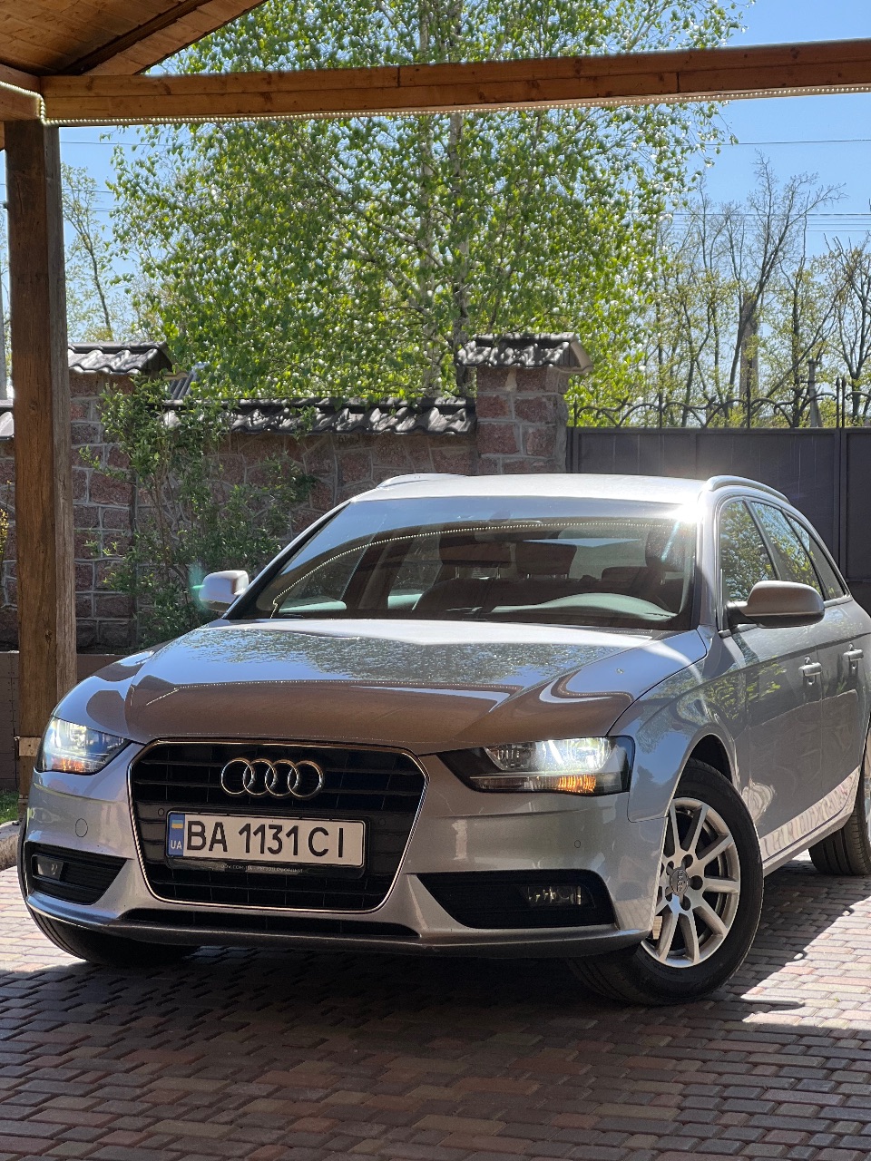 Audi A4 - фото 3