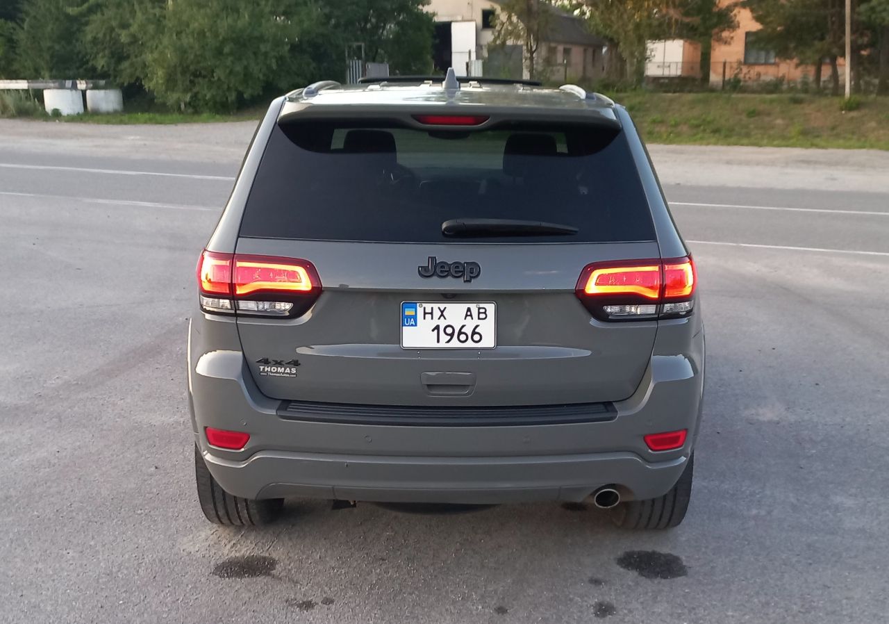 Jeep Grand Cherokee - фото 5