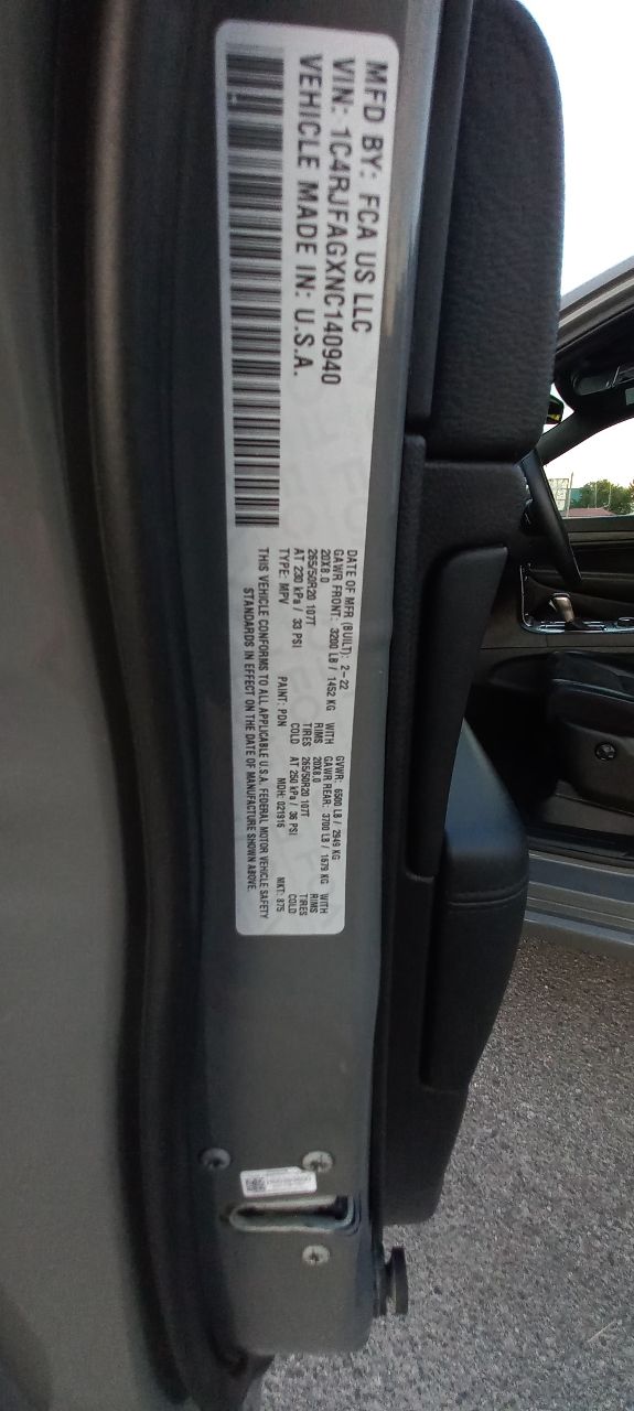 Jeep Grand Cherokee - фото 25