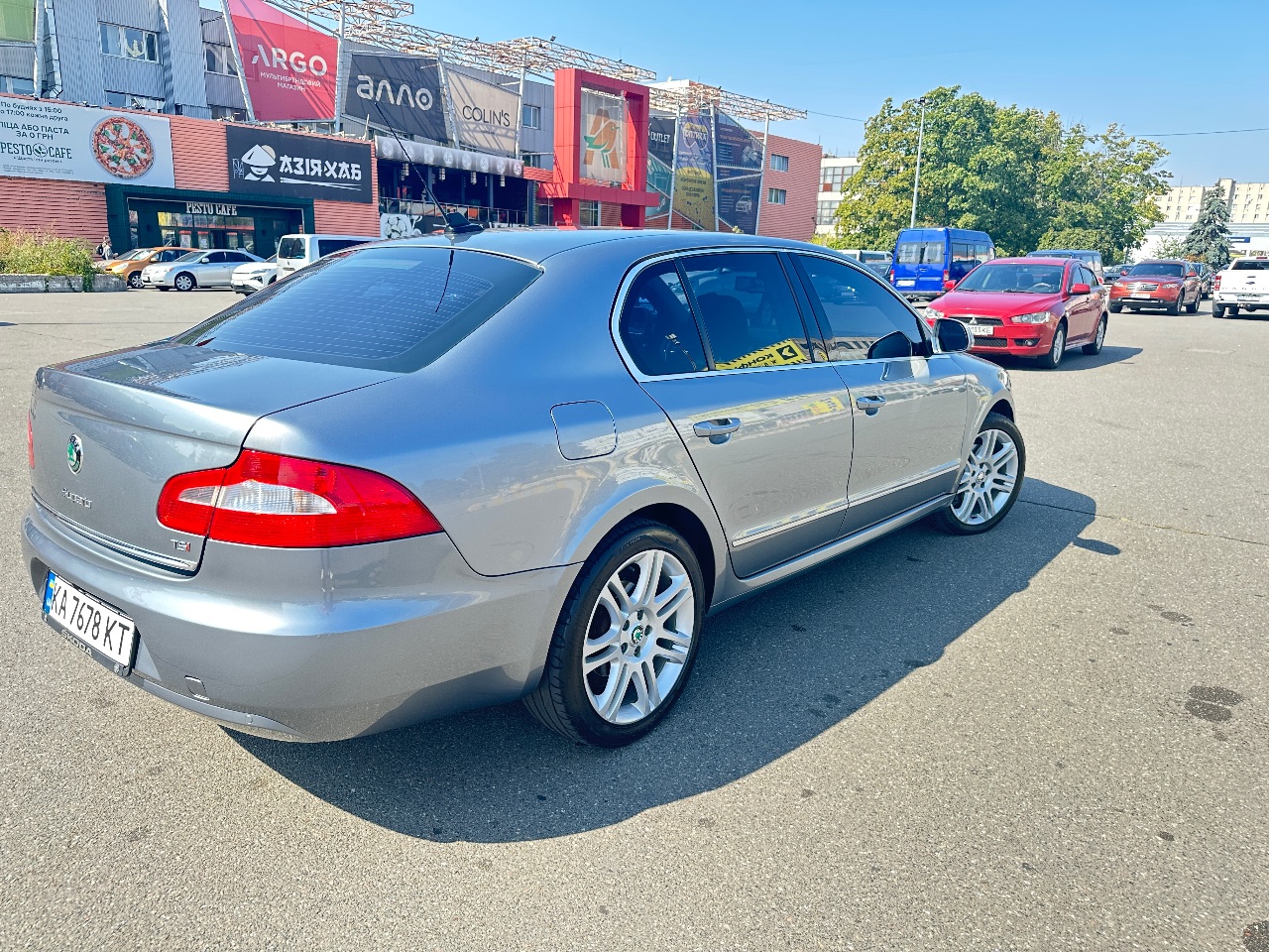 Skoda Superb - фото 6