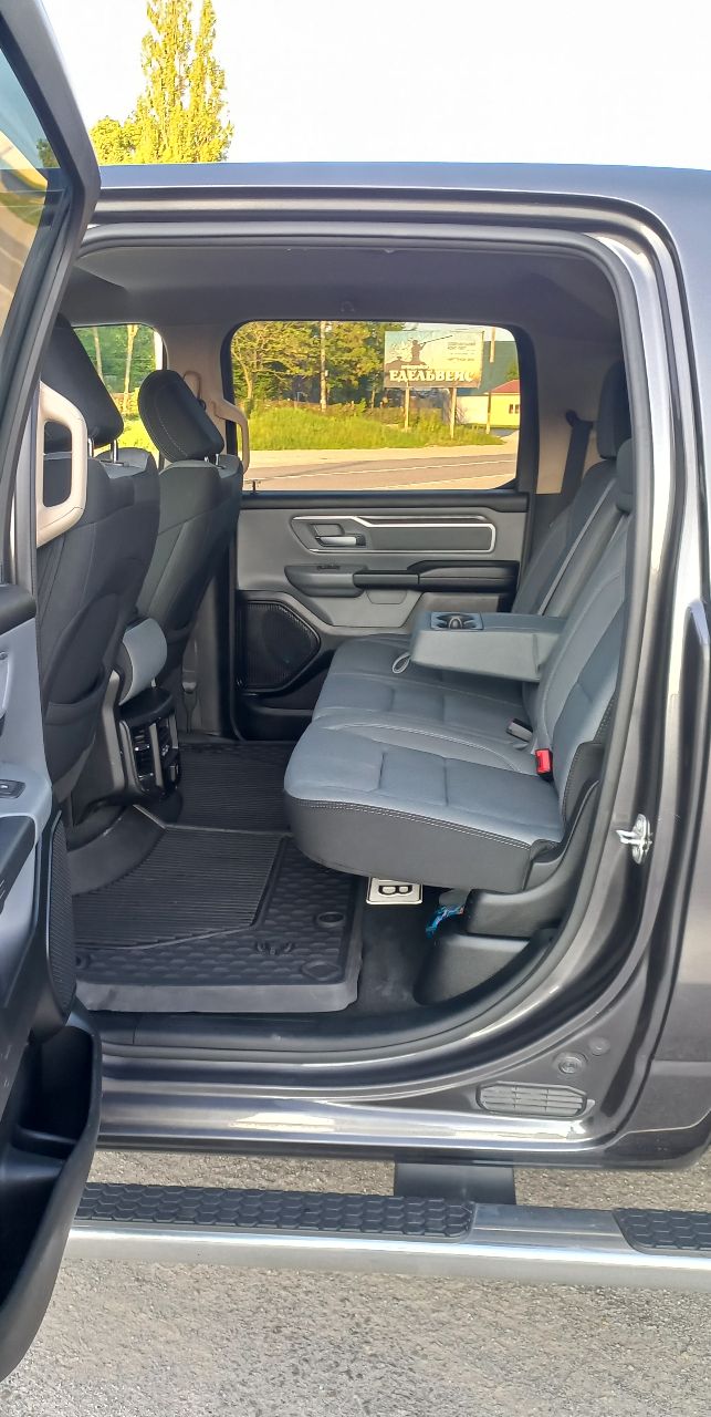 Ram 1500 - фото 12