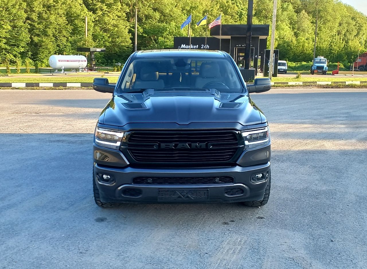 Ram 1500 - фото 1