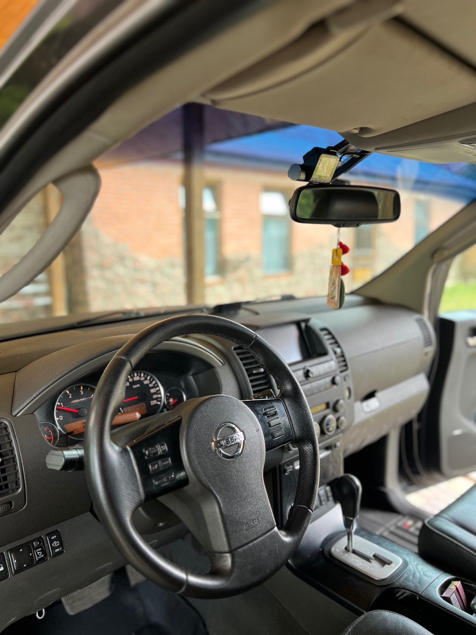 Nissan Pathfinder - фото 11