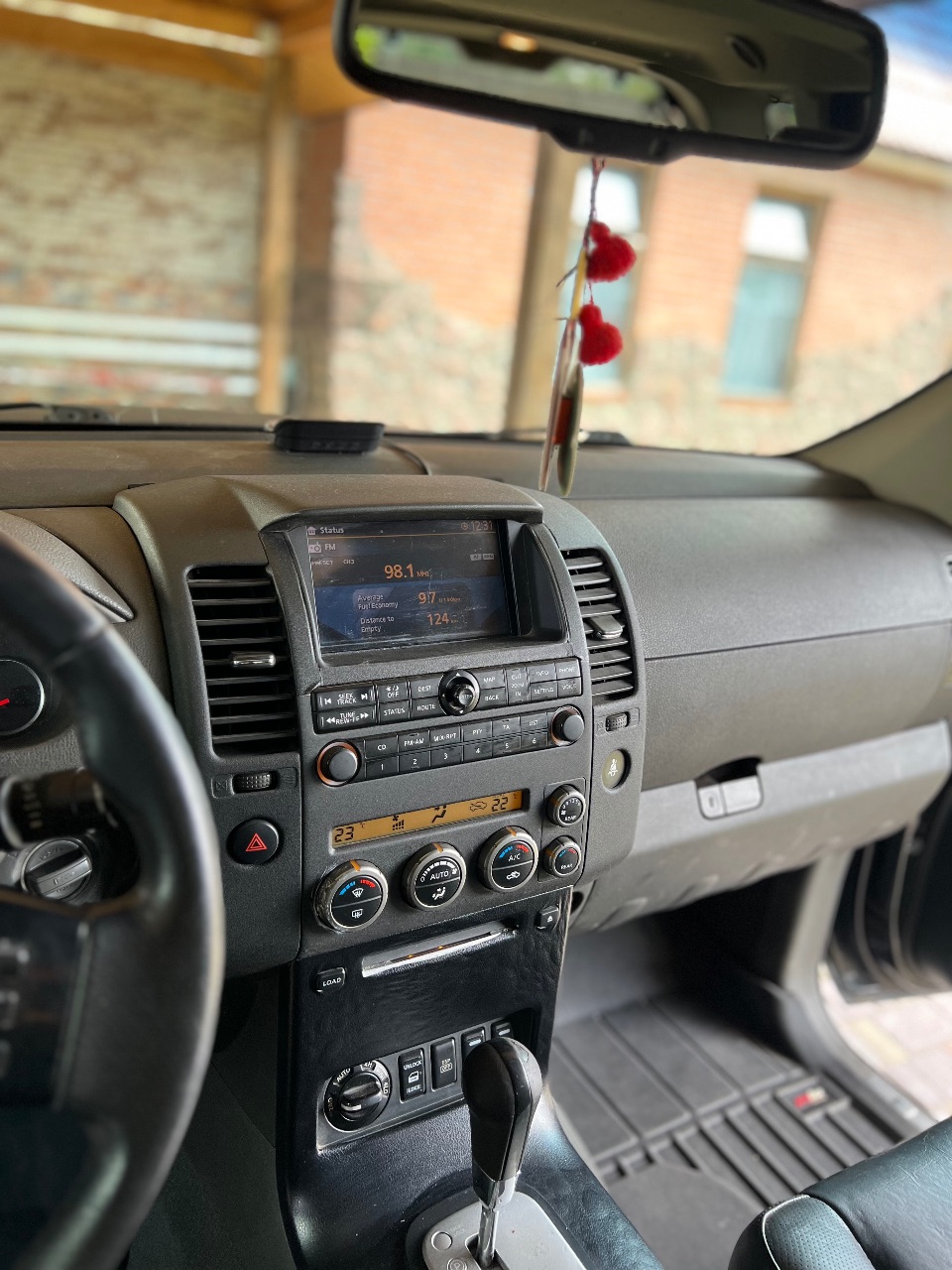 Nissan Pathfinder - фото 14