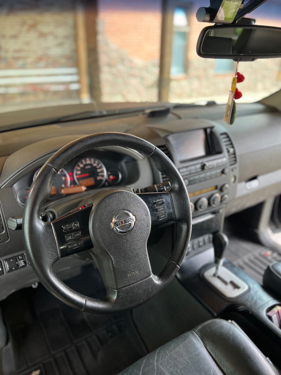 Nissan Pathfinder - фото 13