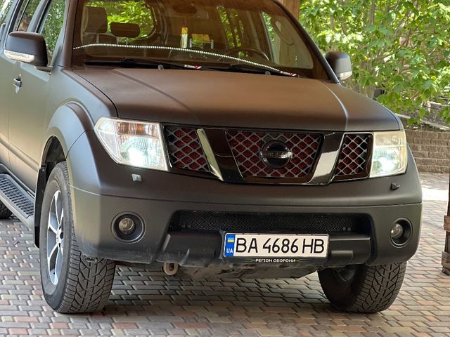 Nissan Pathfinder - фото 3