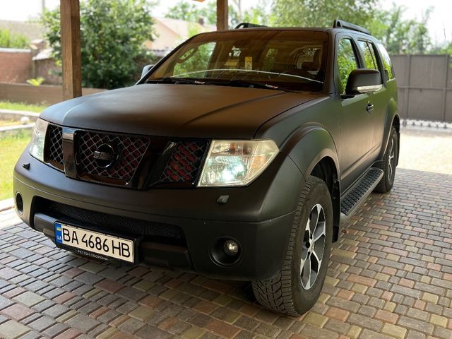 Nissan Pathfinder - фото 5