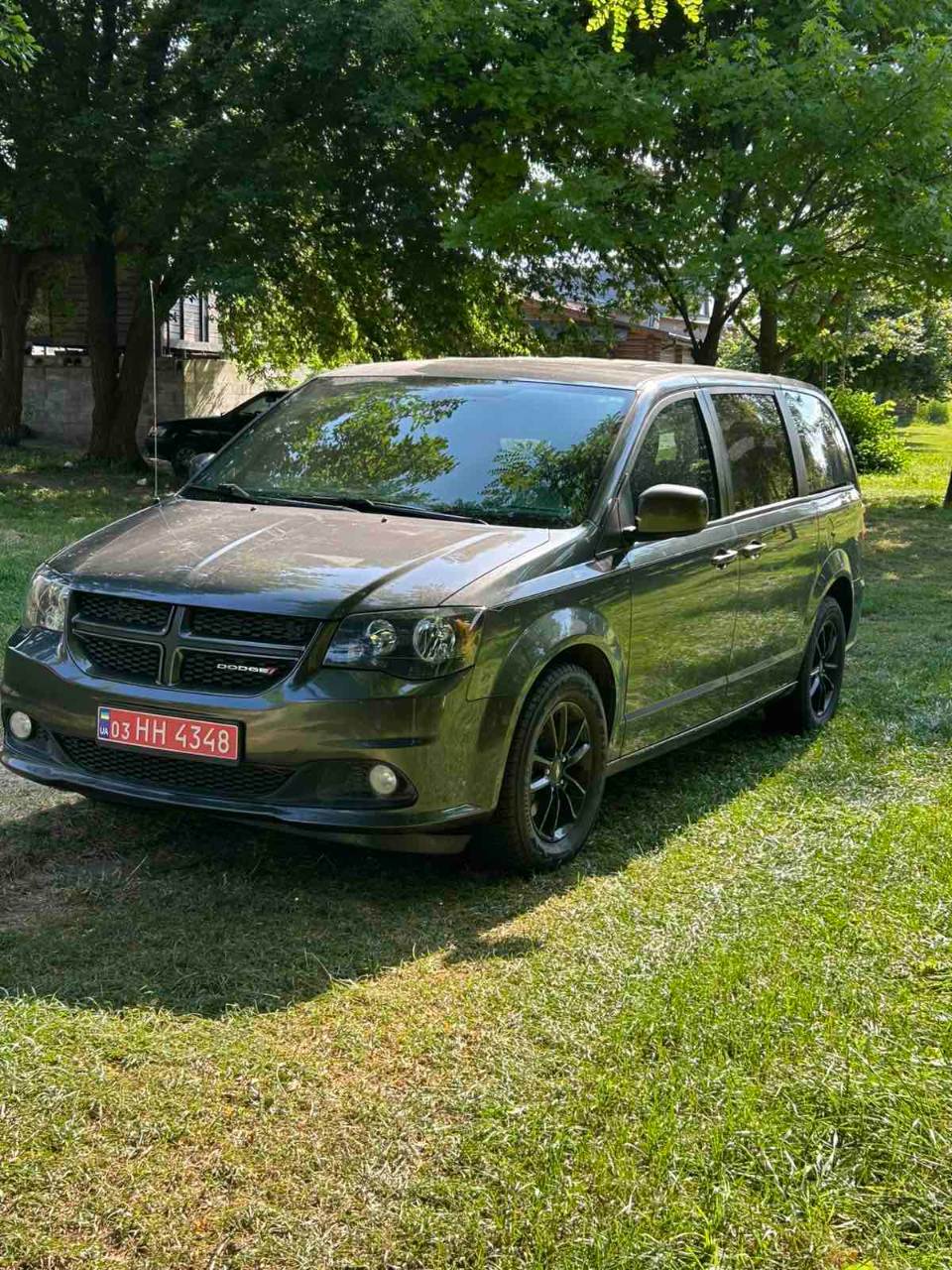 Dodge Caravan - фото 17