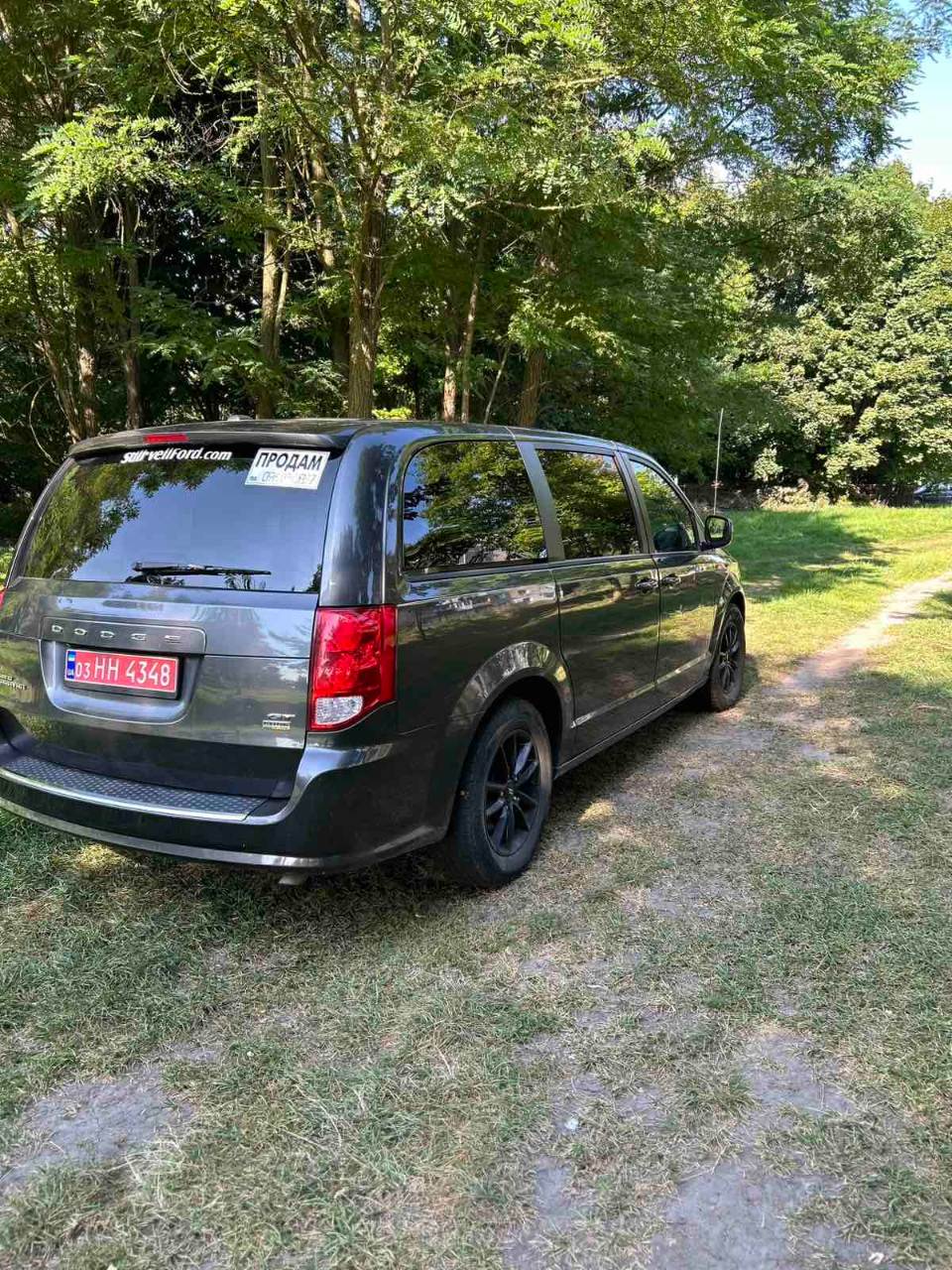 Dodge Caravan - фото 9