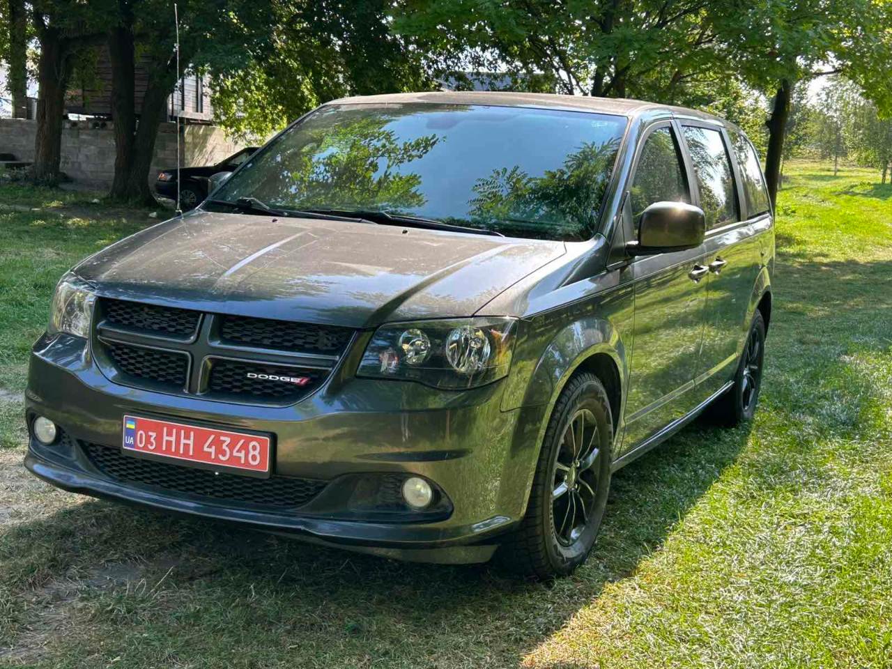 Dodge Caravan - фото 14