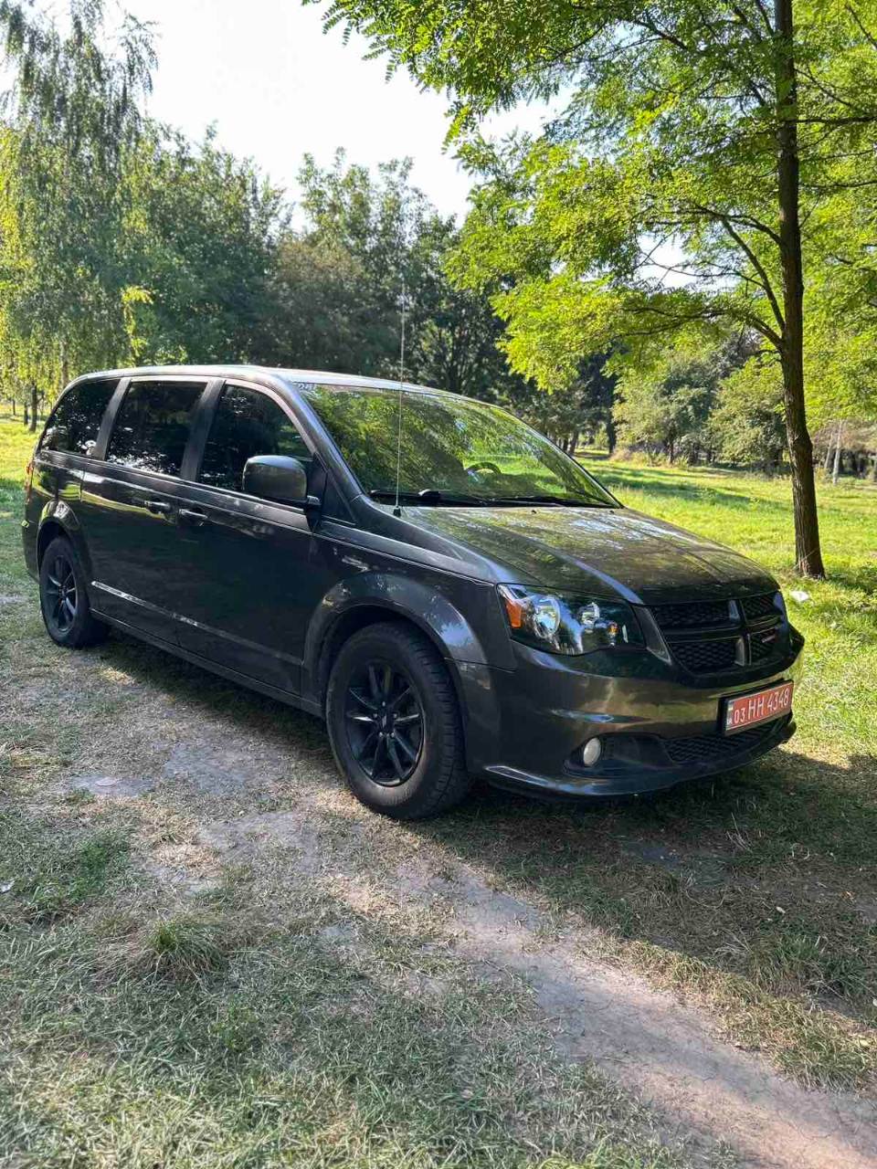 Dodge Caravan - фото 7