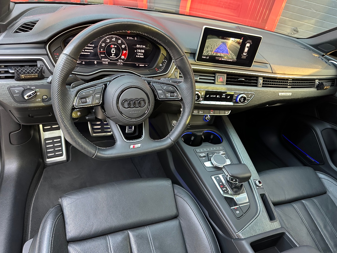 Audi A4 - фото 40