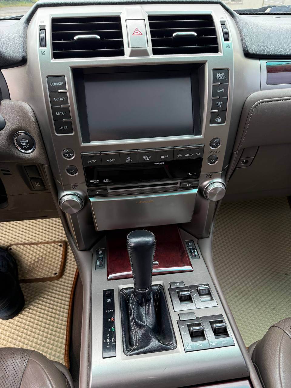 Lexus GX - фото 22