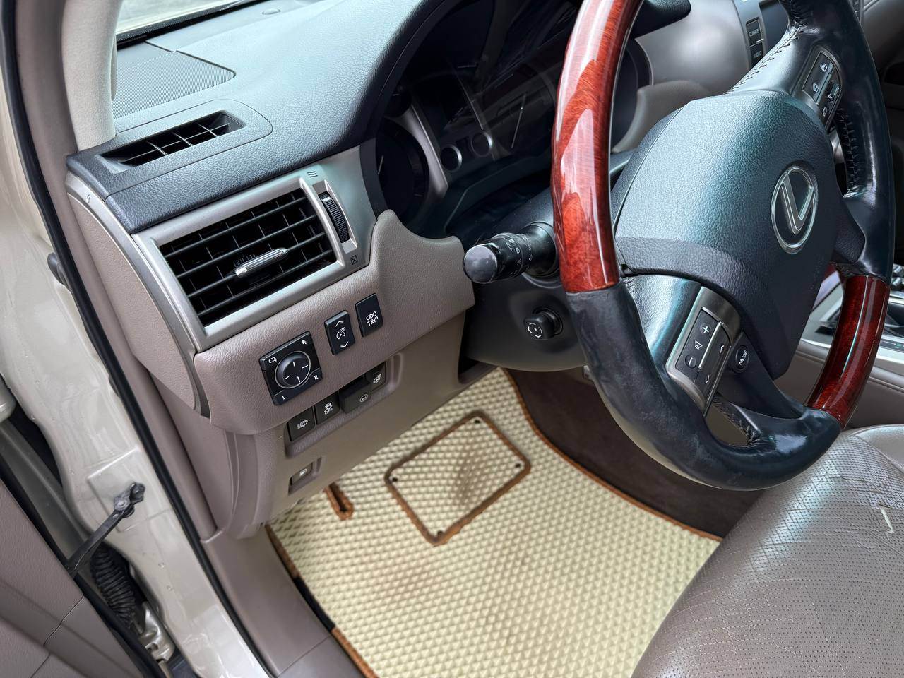 Lexus GX - фото 14