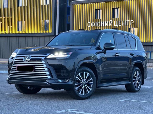 Lexus LX - фото 1