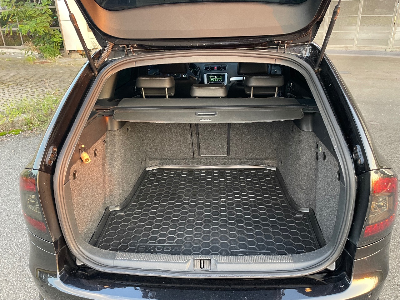 Skoda Octavia RS - фото 11