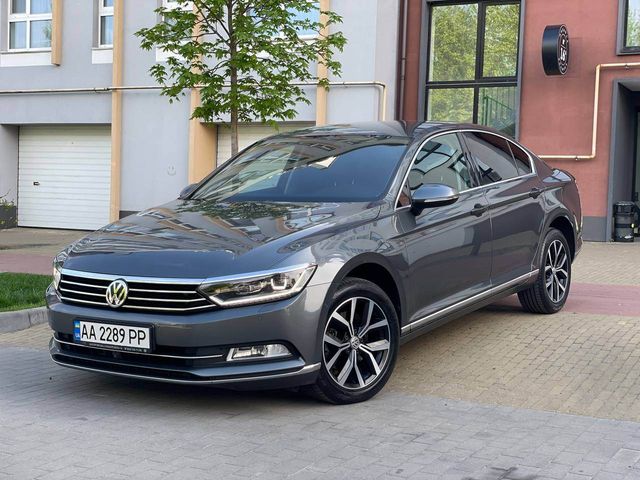Volkswagen Passat - зображення 1