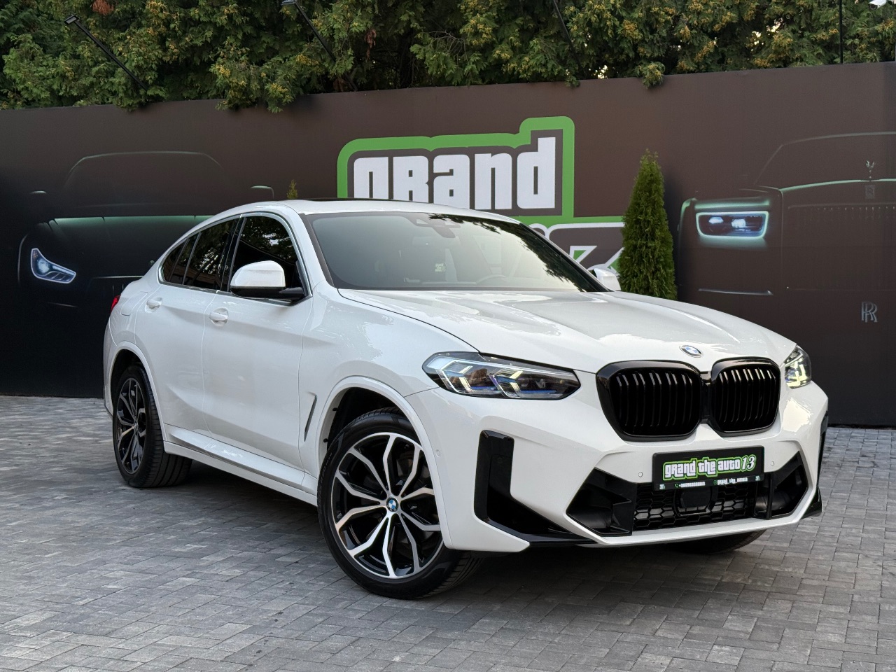 BMW X4 - фото 14