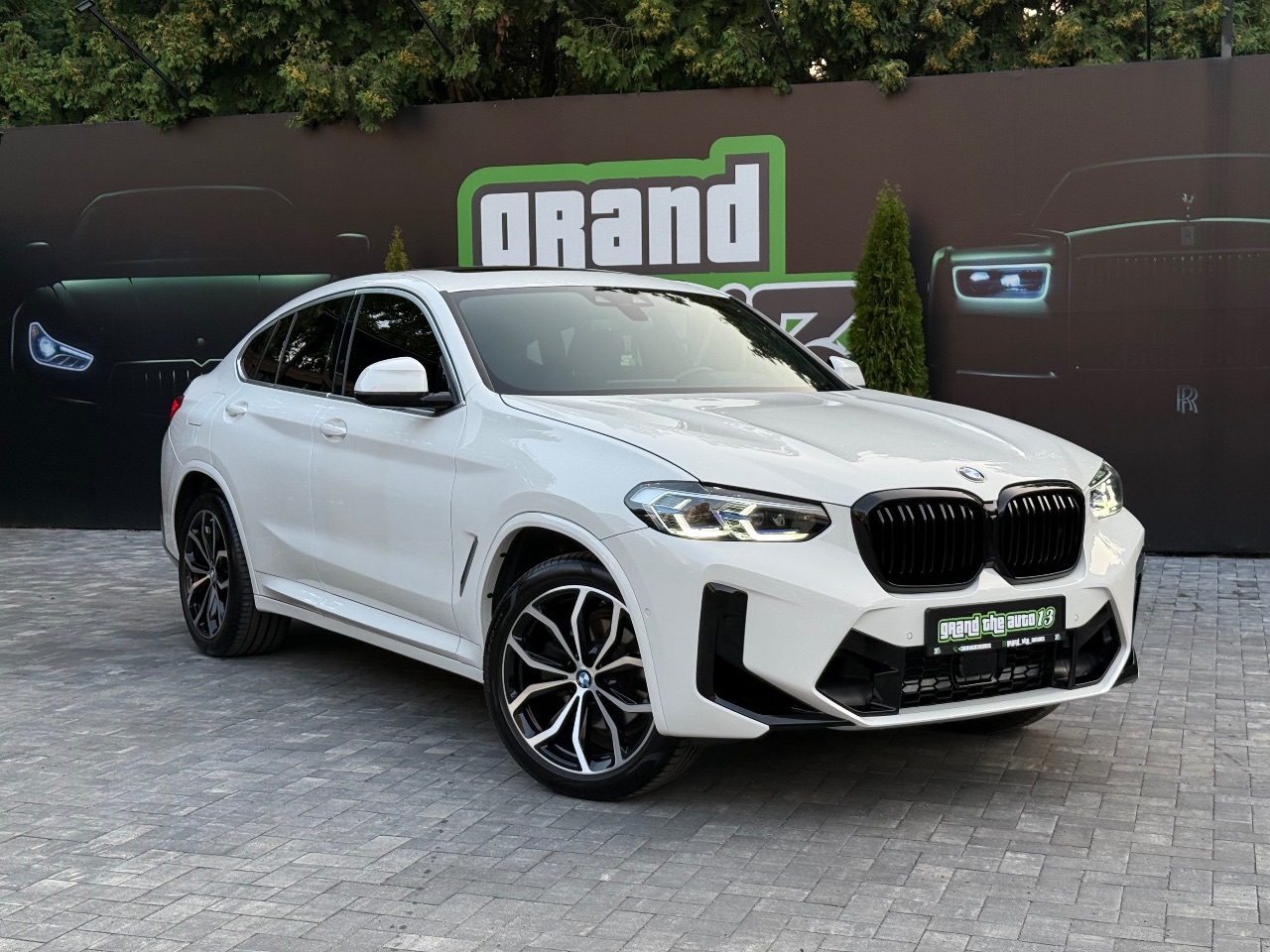 BMW X4 - фото 13