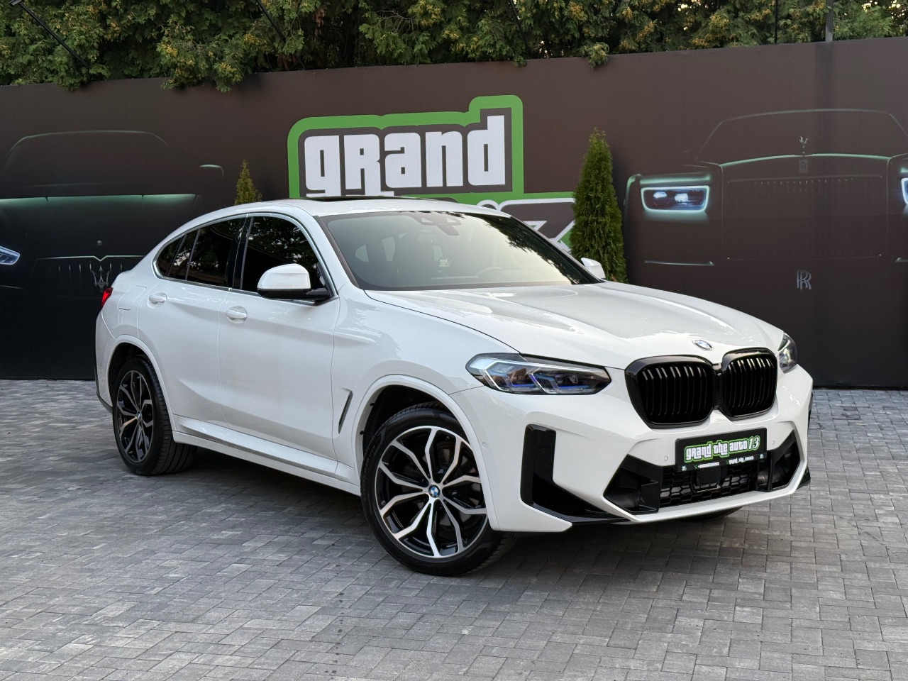 BMW X4 - фото 5