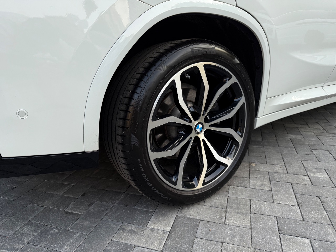 BMW X4 - фото 16