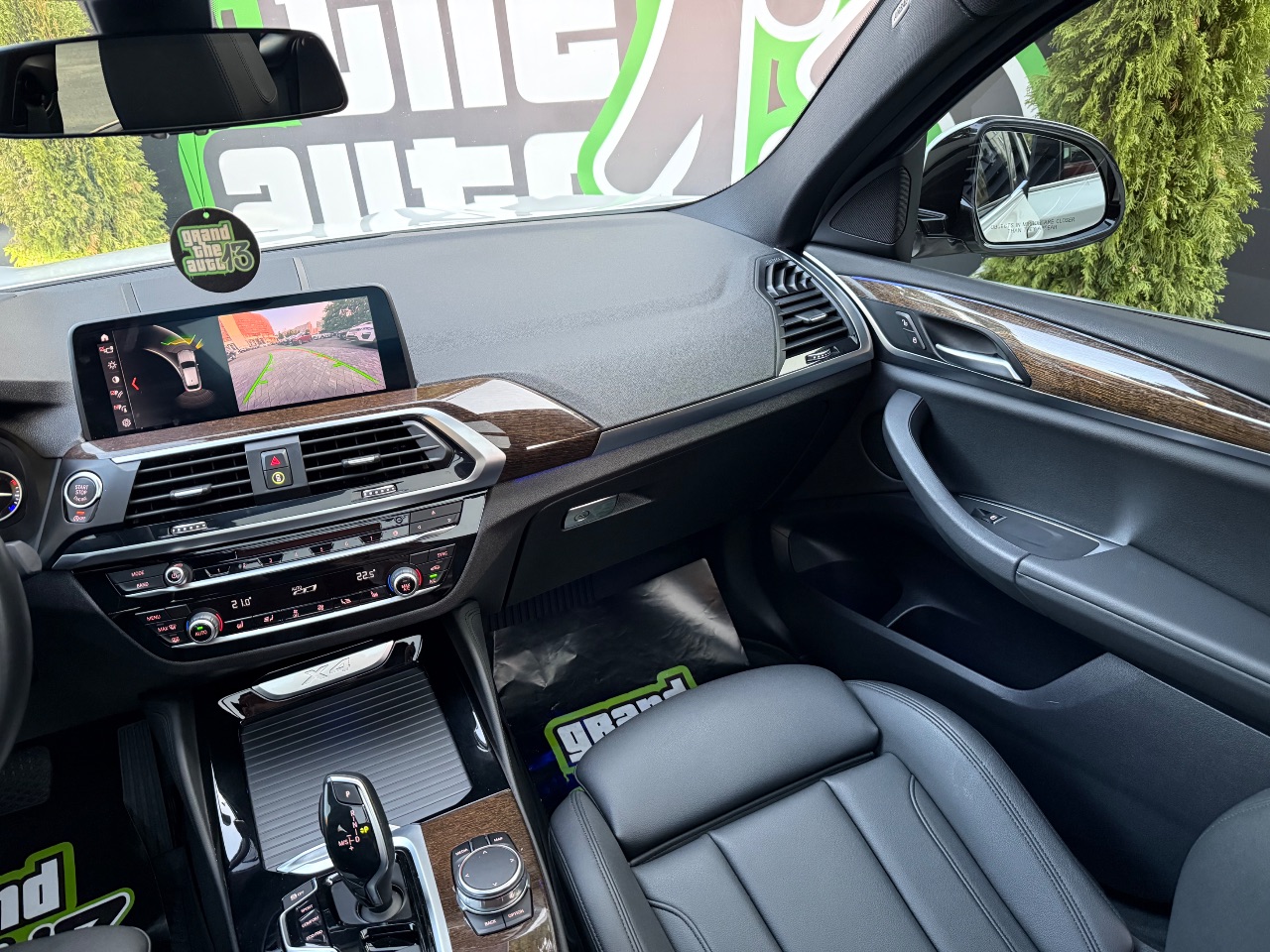 BMW X4 - фото 24