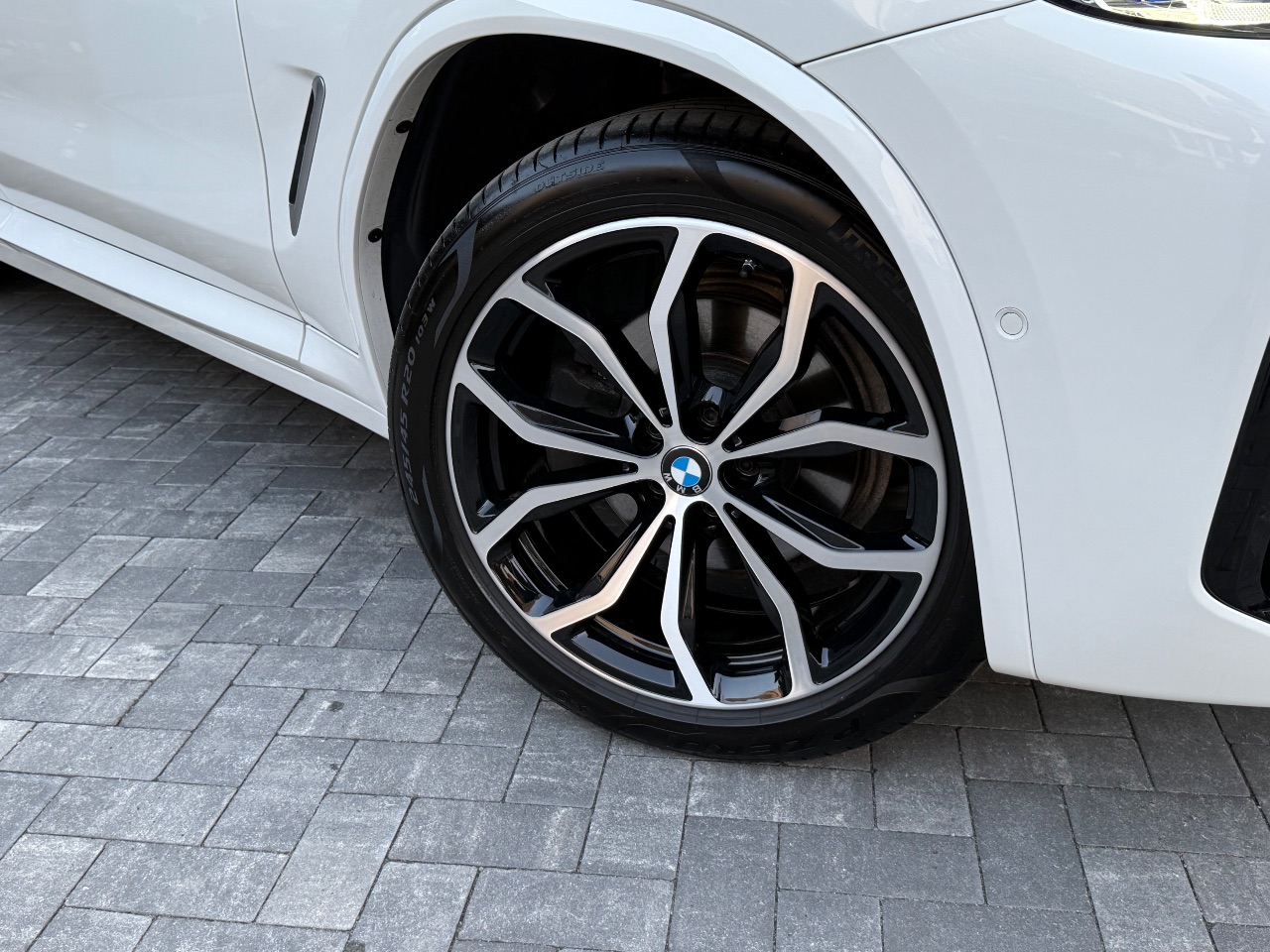 BMW X4 - фото 17