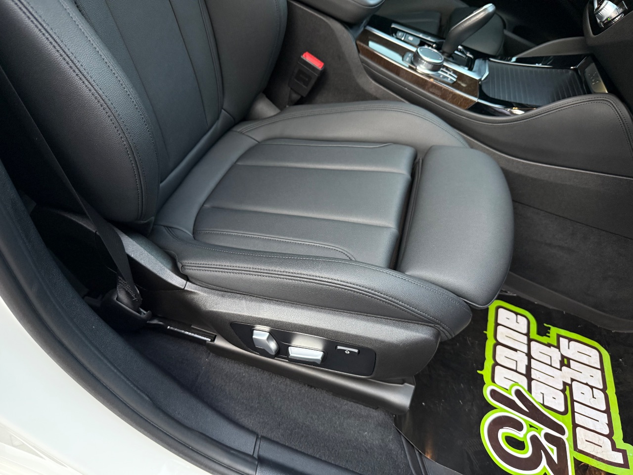 BMW X4 - фото 31